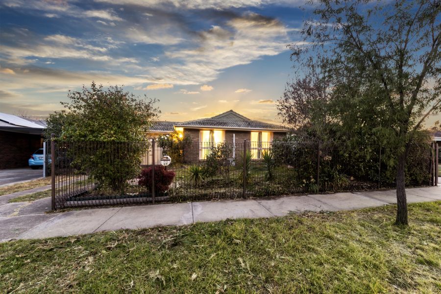 Ruthven Street Sunbury Vic For Sale View Au