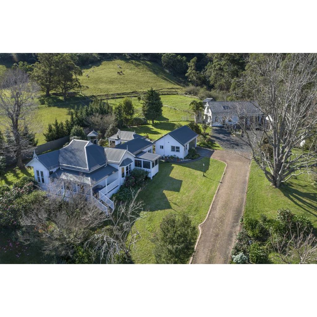 'Ongoing evolution' Renovated 1910 Jamberoo property for sale with 3mplus price tag