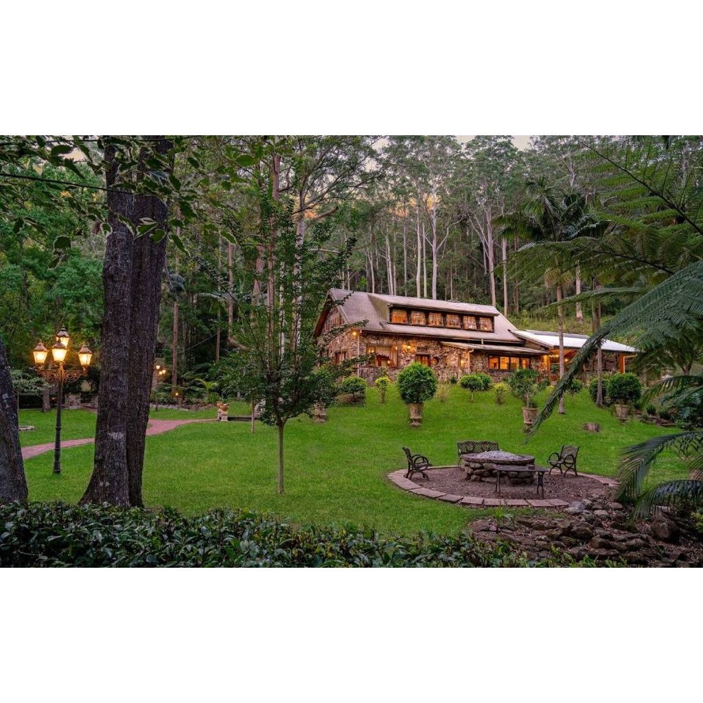 Martinsville acreage with tranquil surrounds and multiple residences