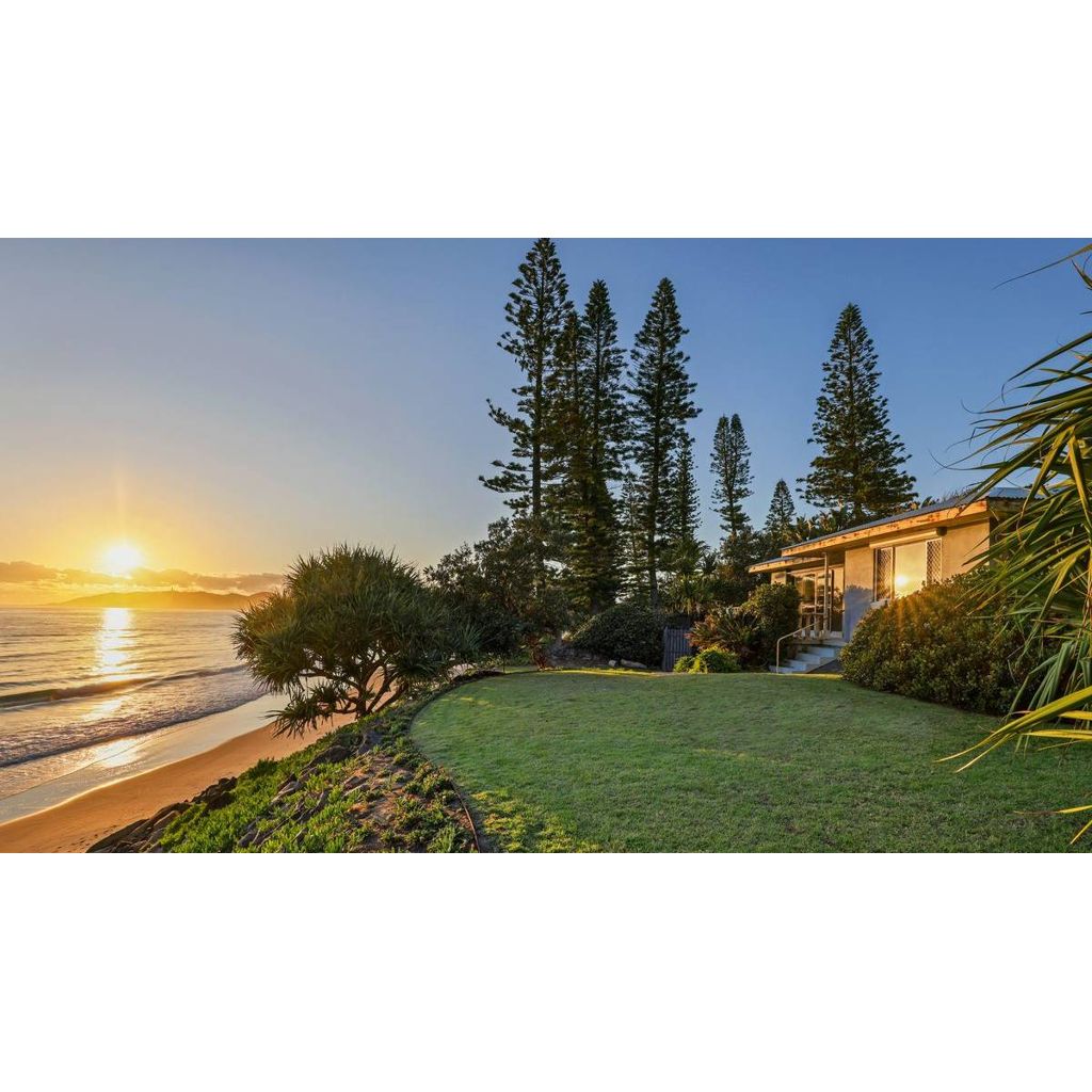 Big names line up for former Seek chairman's Byron Bay beachfront