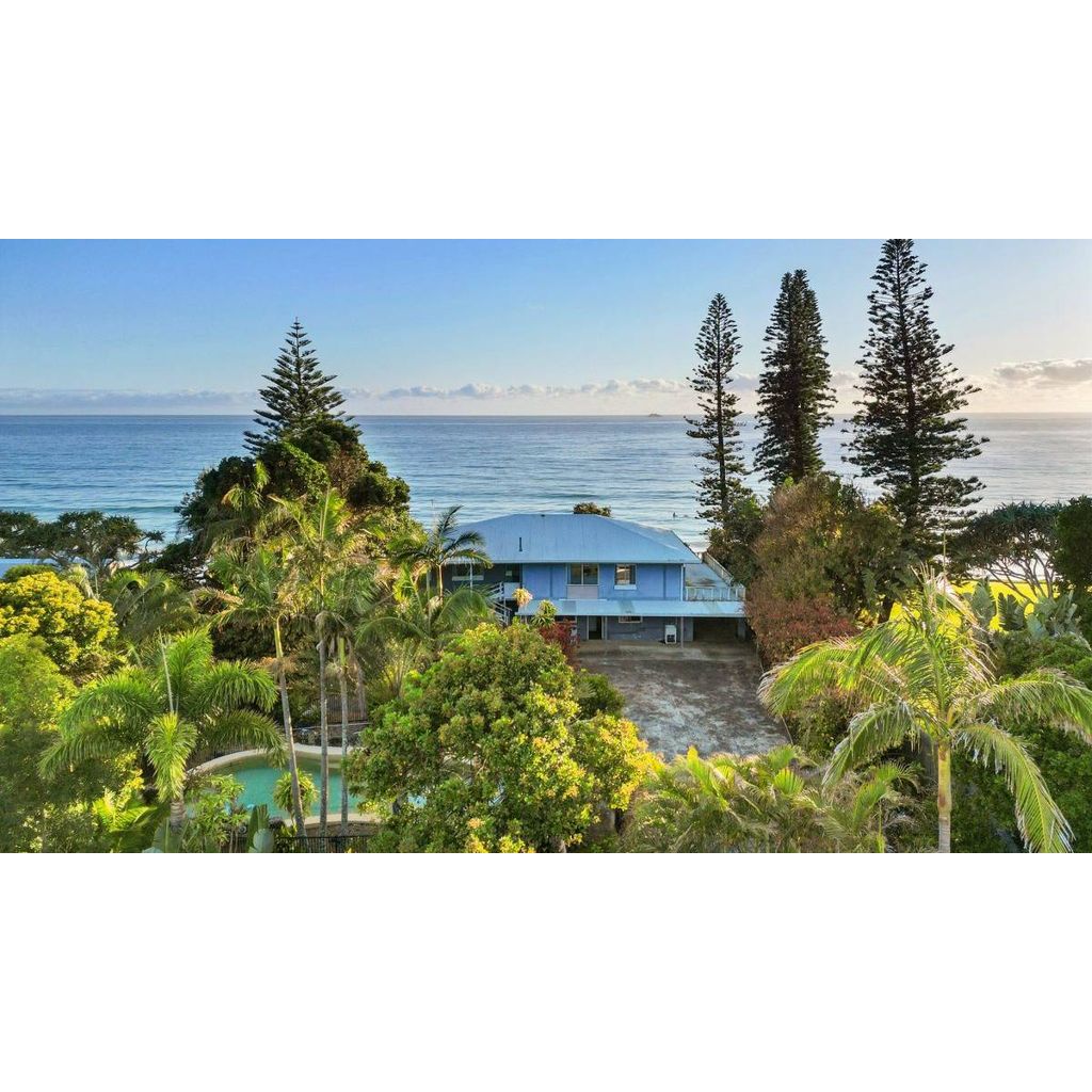 Big names line up for former Seek chairman's Byron Bay beachfront