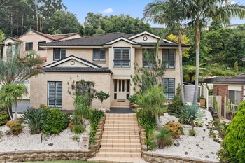 Figtree home sets new street record at auction selling for $1.52 million