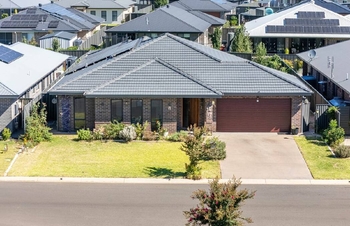 Home prices just rose again. Here's what you can buy for the median price across the country