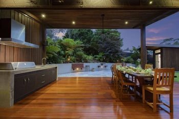 'A passion for timber': inside the Highfields 'Hardwood House' built with salvaged local materials