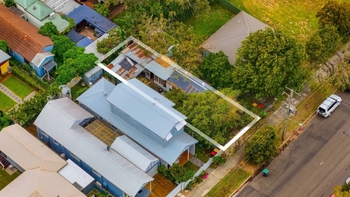 Block with no sewer and a condemned dwelling sells at auction in Carrington