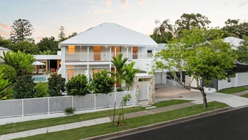 From dump to dream home: Inside the multi-million dollar renovation of a classic Queenslander