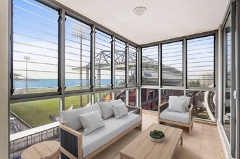 It could be the ultimate Dragons fan pad - but the new owner doesn't like footy
