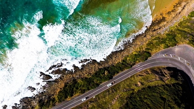 This Victorian coastal region is the home of surfing, celebrities and iconic properties