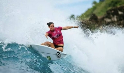 Pro surfer Tyler Wright quickly sells South Coast beach shack