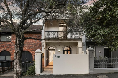Sydney prices falling into buyers' hands