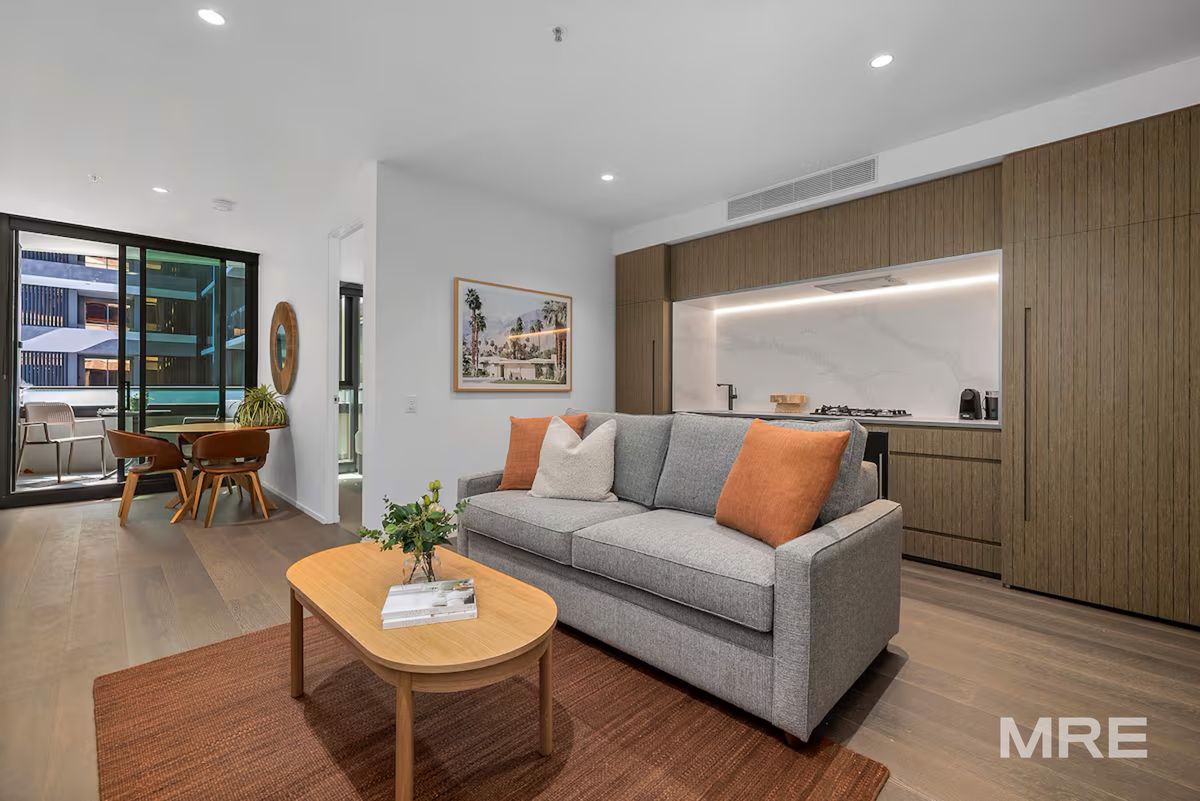 230/631 Victoria Street