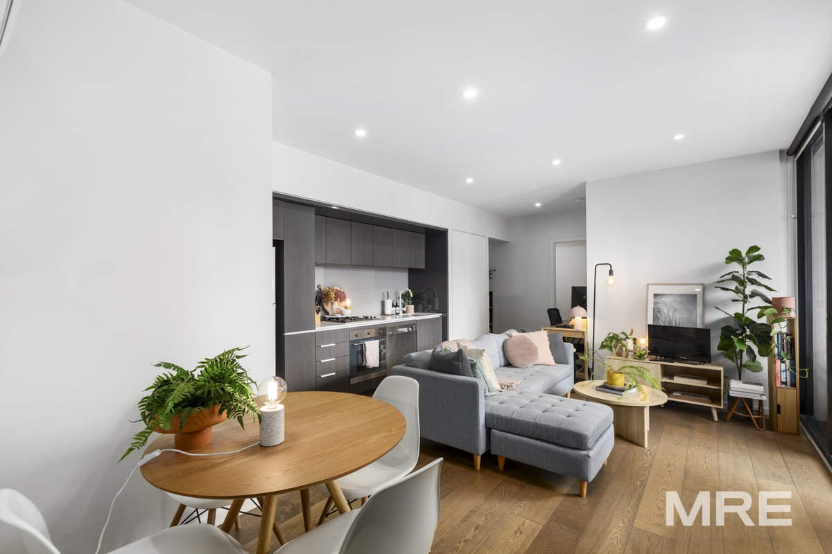 2/92 Canning Street