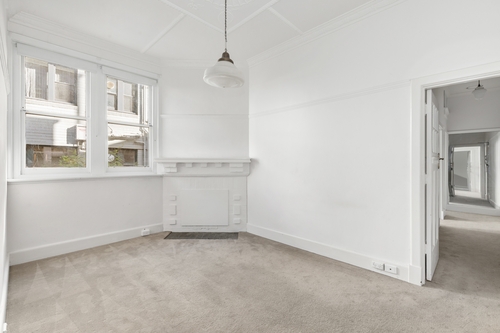 2/100 George Street, East Melbourne, VIC 3002