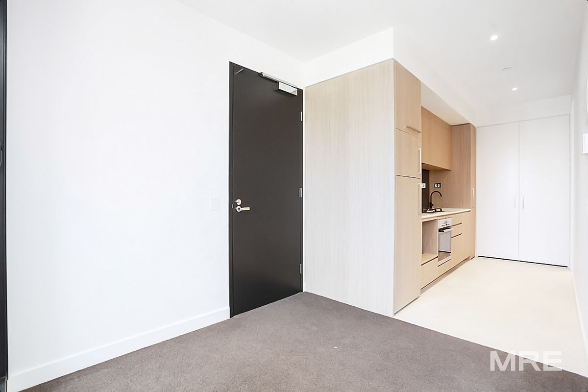 1701/118 A'Beckett Street