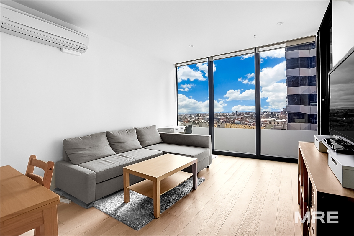 1409/135 A'Beckett Street