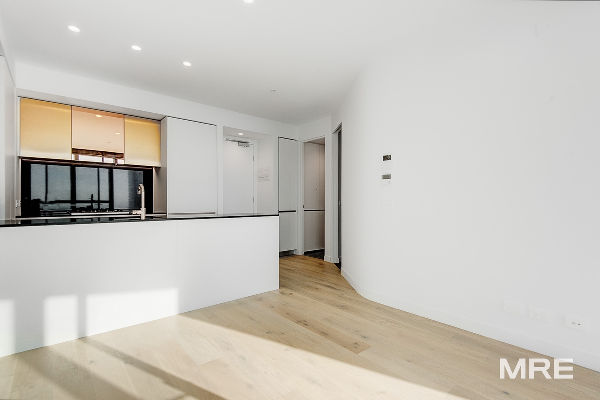 5906/228 La Trobe Street