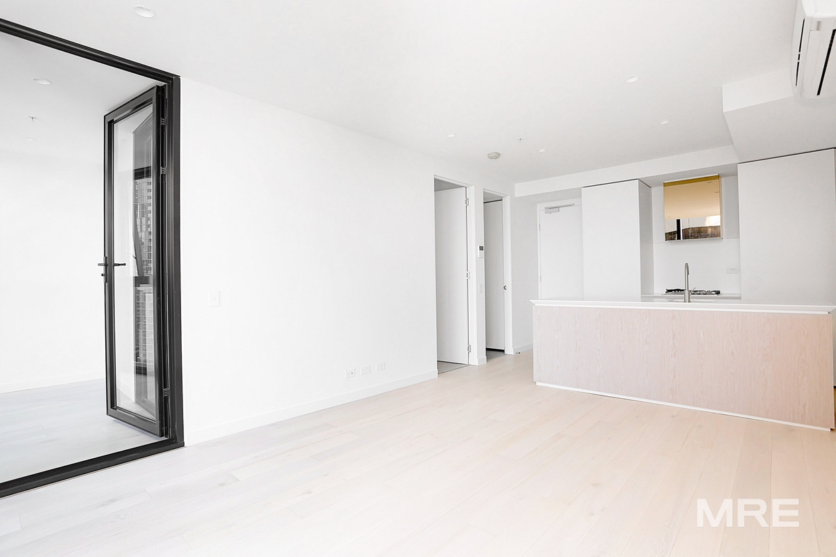 2309/135 A'Beckett Street
