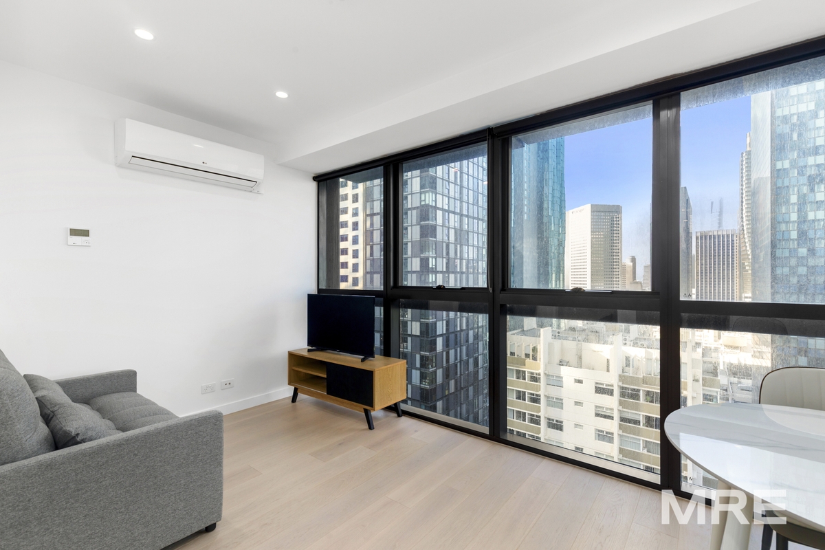 2403/327 La Trobe Street
