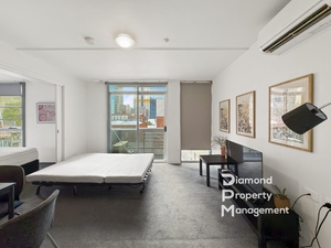 606/11-17 Cohen Place, Melbourne, VIC 3000 photo 3 of 13