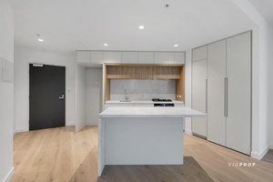 1508/633 Little Lonsdale Street, Melbourne, VIC 3000 photo 2 of 9