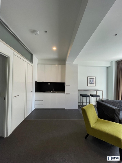 501/100 Exhibition Street, Melbourne, VIC 3000 photo 2 of 6