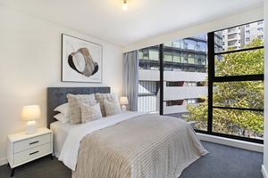 1214/30 Glen Street, Milsons Point, NSW 2061 photo 3 of 12