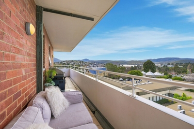 7B/33 Tower Road, New Town, TAS 7008 photo 2 of 19