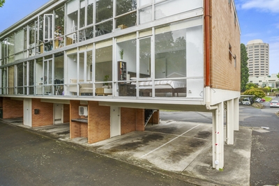 2/1 Plimsoll Place, Sandy Bay, TAS 7005