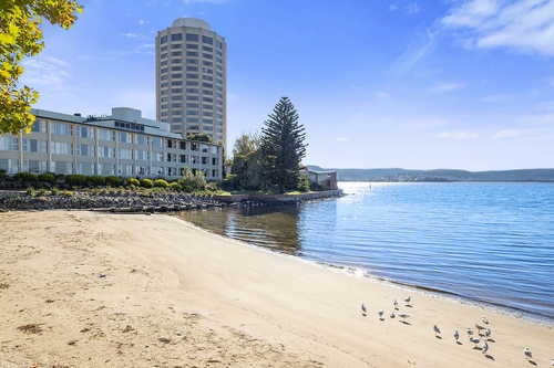 2/1 Plimsoll Place, Sandy Bay, TAS 7005