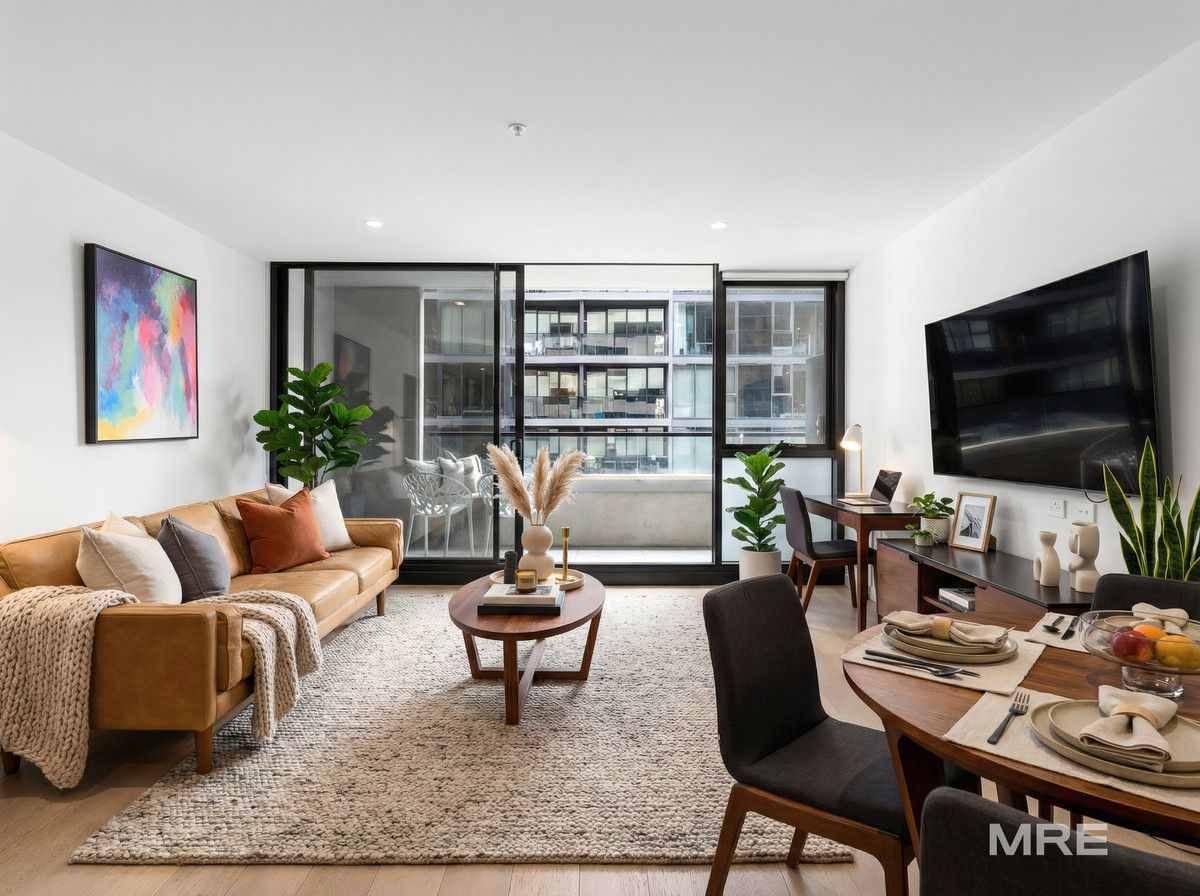 602/10 Claremont Street