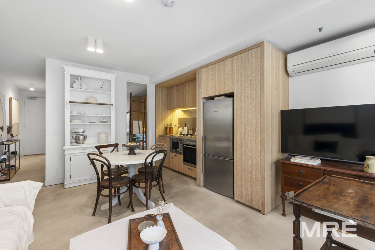 1203/50 Claremont Street