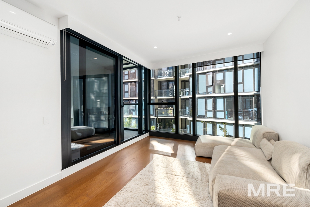 506/18 Claremont Street