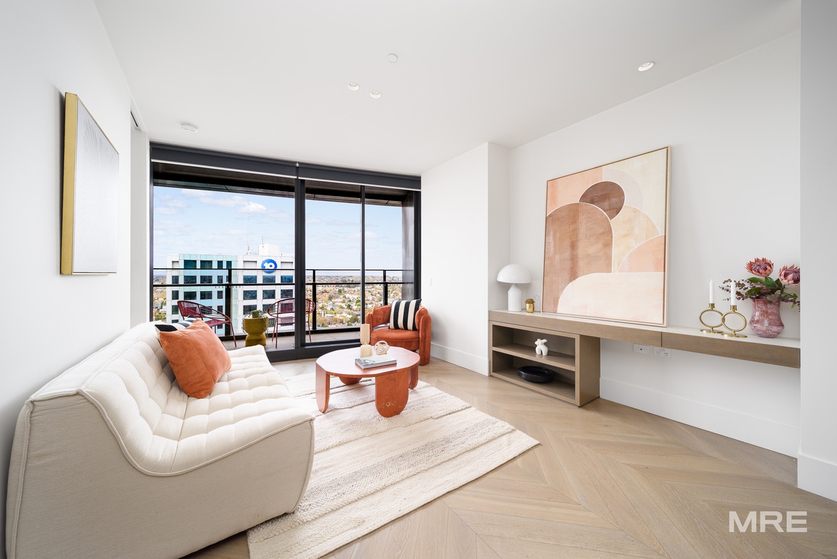 2106/1 Almeida Crescent