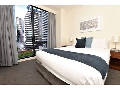 1007/63 Whiteman Street, Southbank, VIC 3006