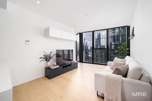 3203/11 Bale Circuit, Southbank, VIC 3006