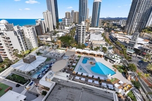808/22 View Avenue, Surfers Paradise, QLD 4217 photo 3 of 8