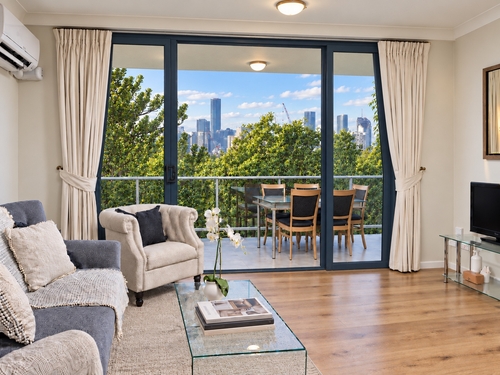 507/21 Patrick Lane, Toowong, QLD 4066