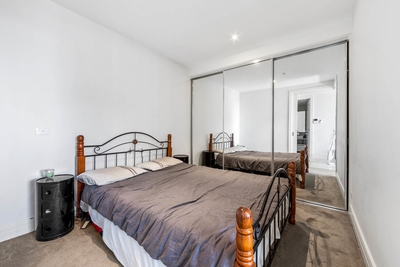 402/175 Rosslyn Street, West Melbourne, VIC 3003 photo 6 of 6