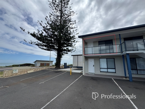 8/121 Ocean Drive, Bunbury, WA 6230