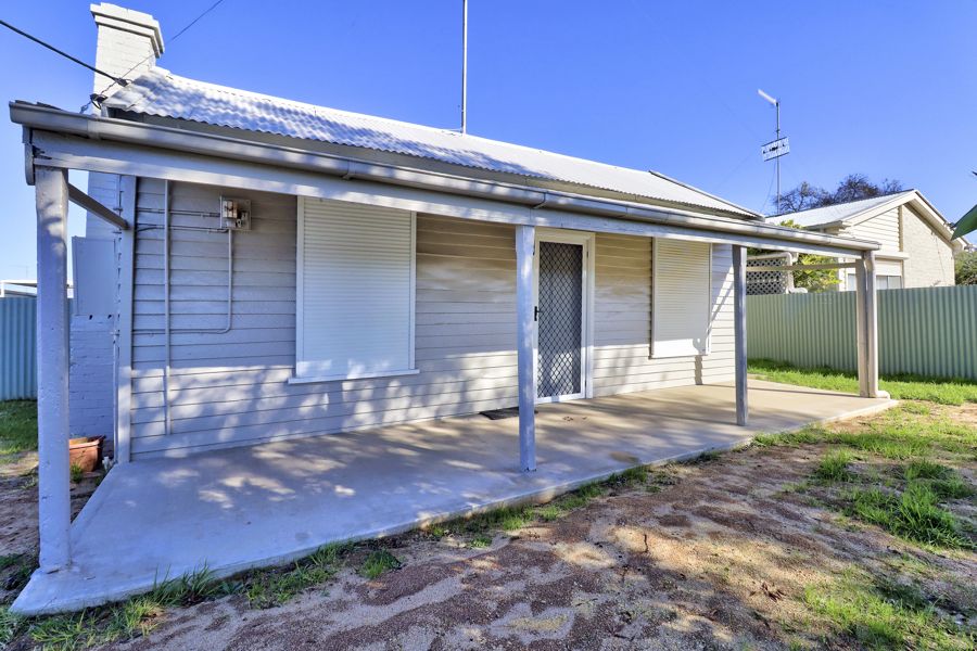 458 Harfleur Street, Deniliquin, NSW 2710 for Rent