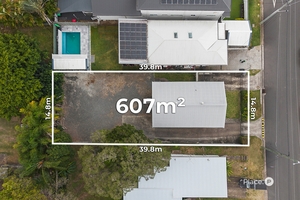 70 Harold Street, Holland Park, QLD 4121 photo 2 of 16