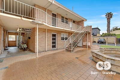 1/12 William Street, Bunbury, WA 6230 photo 2 of 12
