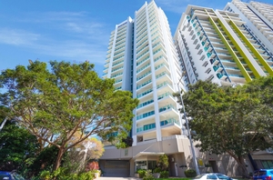 2036a/27 Woods Street, Darwin City, NT 0800 photo 3 of 10