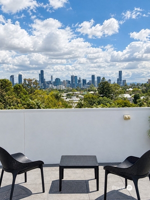108/208 Norman Avenue, Norman Park, QLD 4170 photo 3 of 18