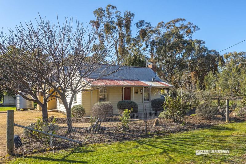 10 Gladstone Street, Tarnagulla, VIC 3551 Property Details