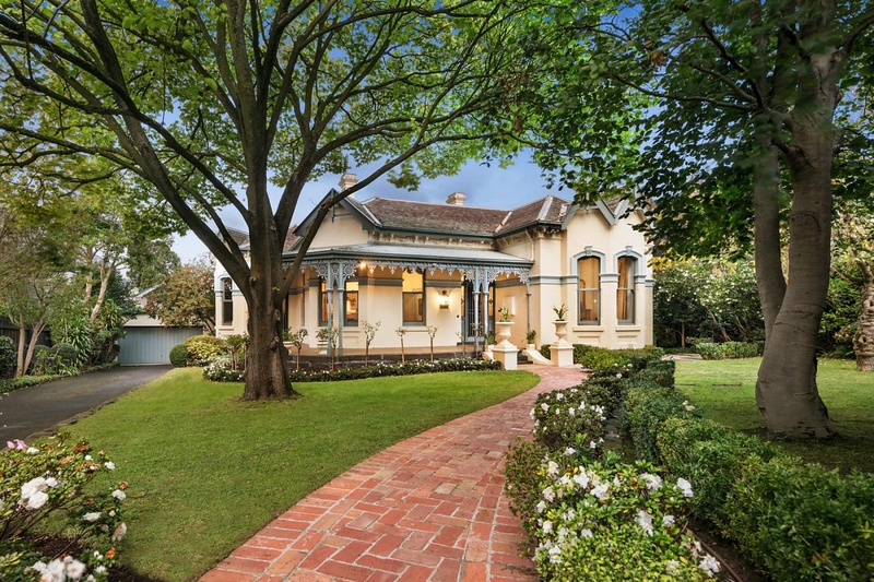 11 Kooyongkoot Road, Hawthorn, VIC 3122 Property Details