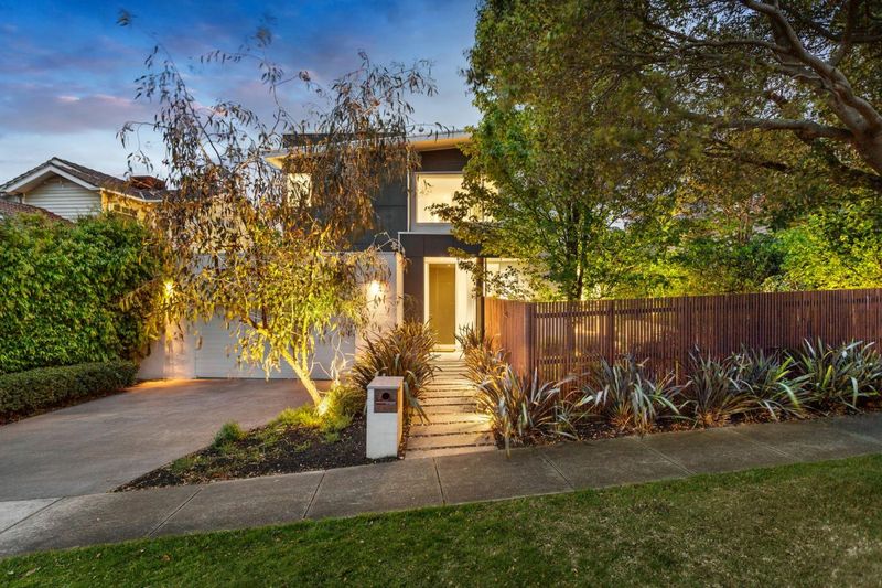 12 Hertford Crescent, Balwyn, VIC 3103 Property Details