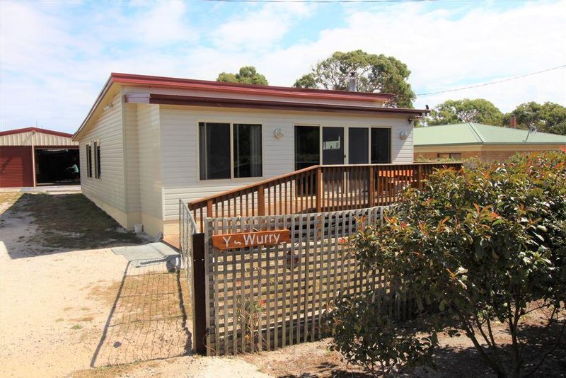 12 Tomahawk Drive, Tomahawk, TAS 7262 Property Details