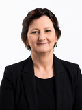 Robyn Cailes