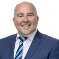 Dean Oakes